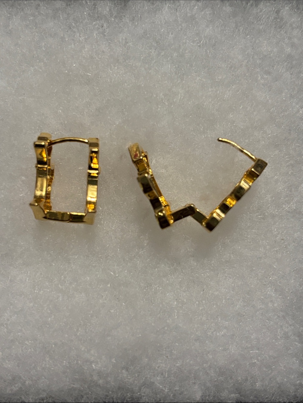 Miu Miu Inspired Gold & Diamond Scottie Dog Earrings - Picture 3 of 5